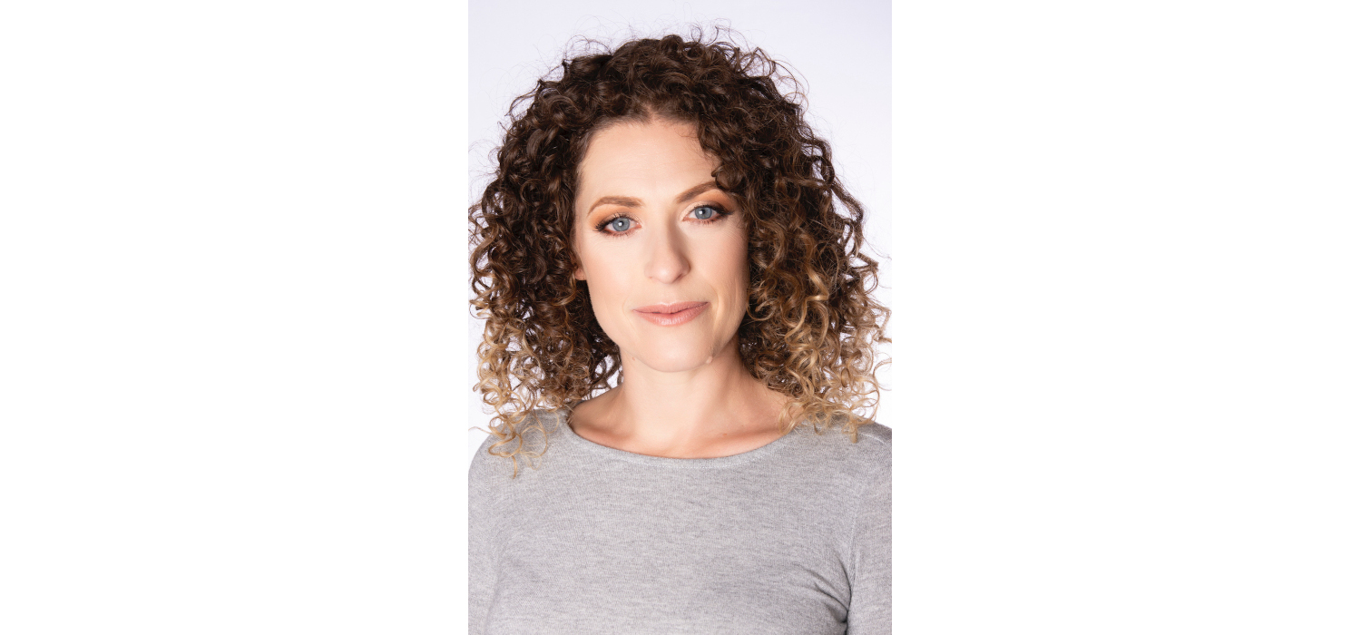 Carly Graeme stars in Music of The Night