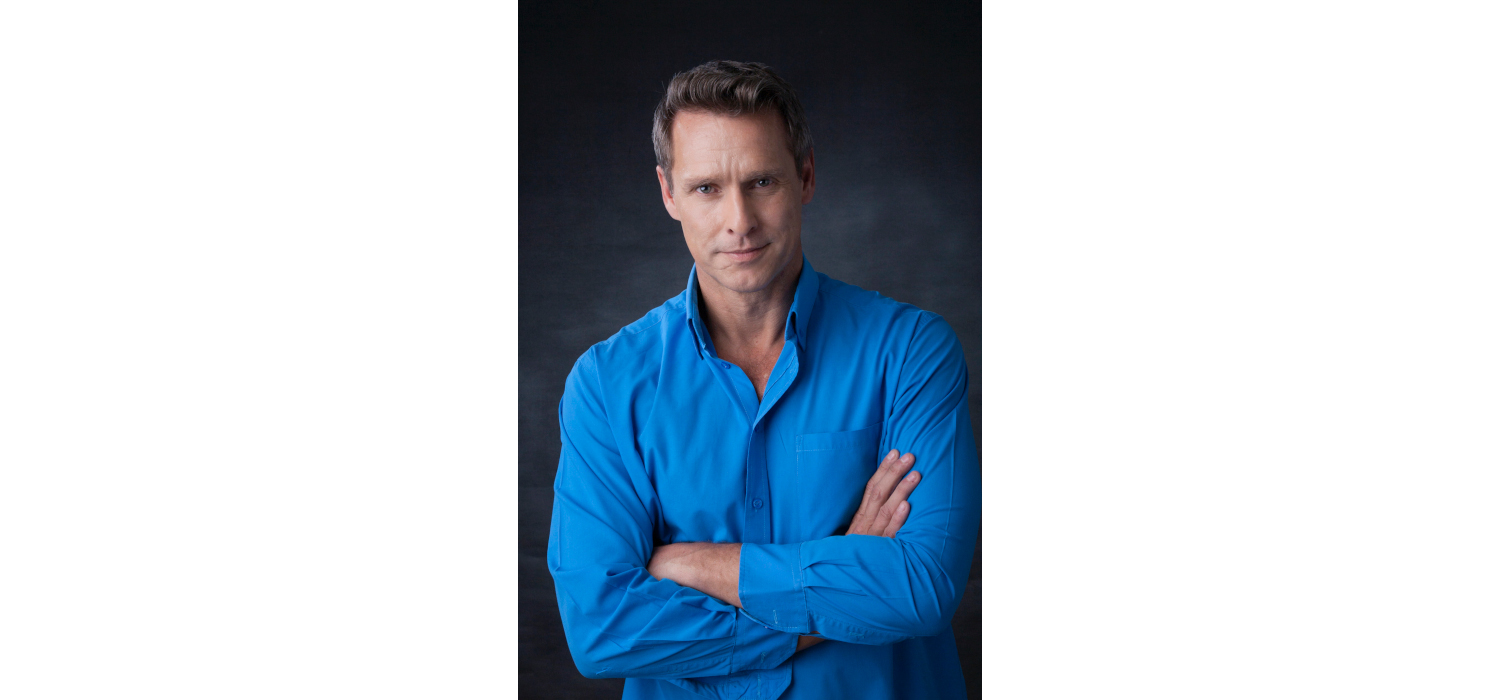 Craig Urbani stars in Music of The Night