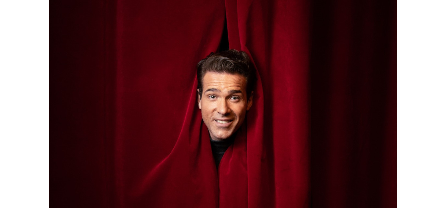 Jonathan Roxmouth