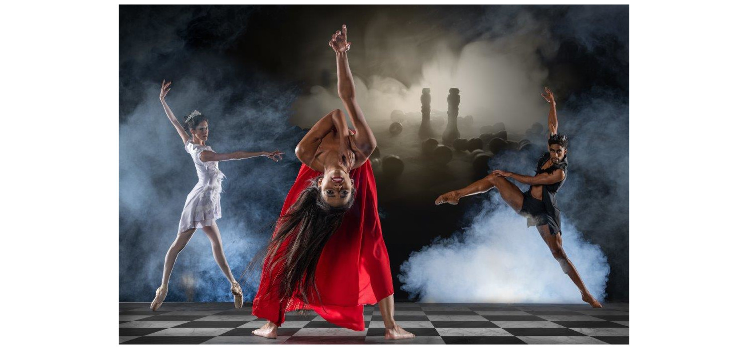 Nicole Ferreira-Dill, Monike Cristina and Gabriel Fernandes - THE GAME - Joburg Ballet 2021. Photo: Lauge Sorensen.