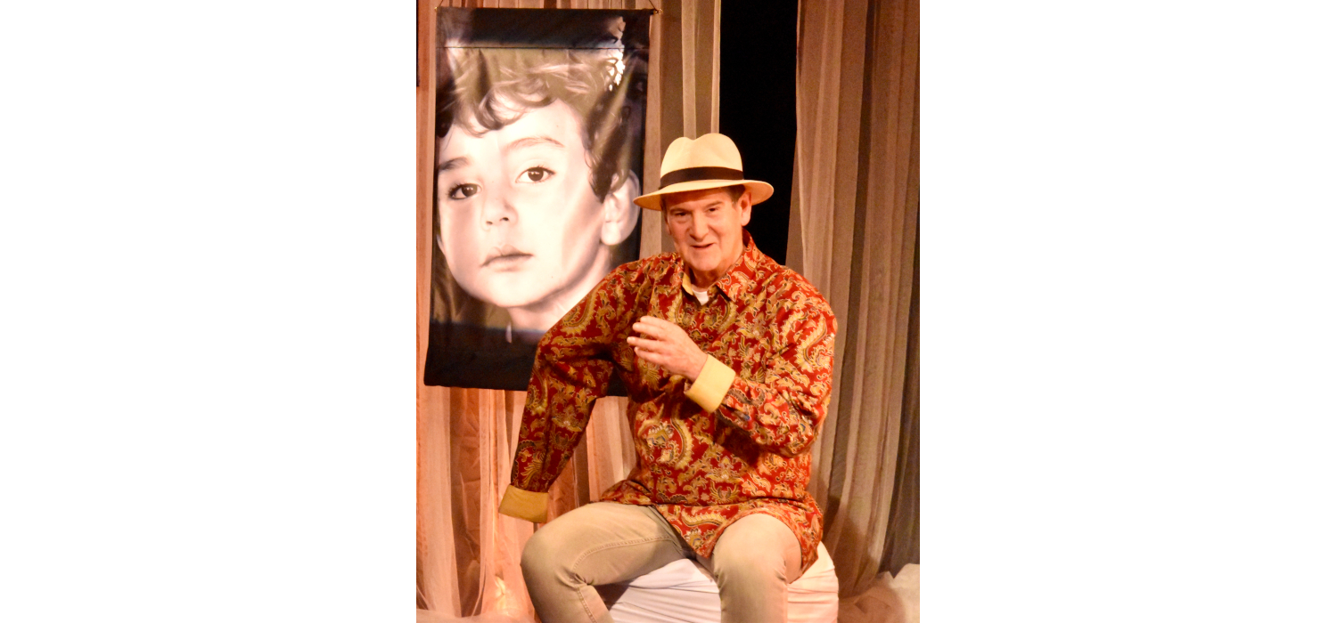 Graham Hopkins as Albie Sachs.