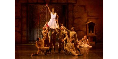 Latoya Mokoena as Carmen